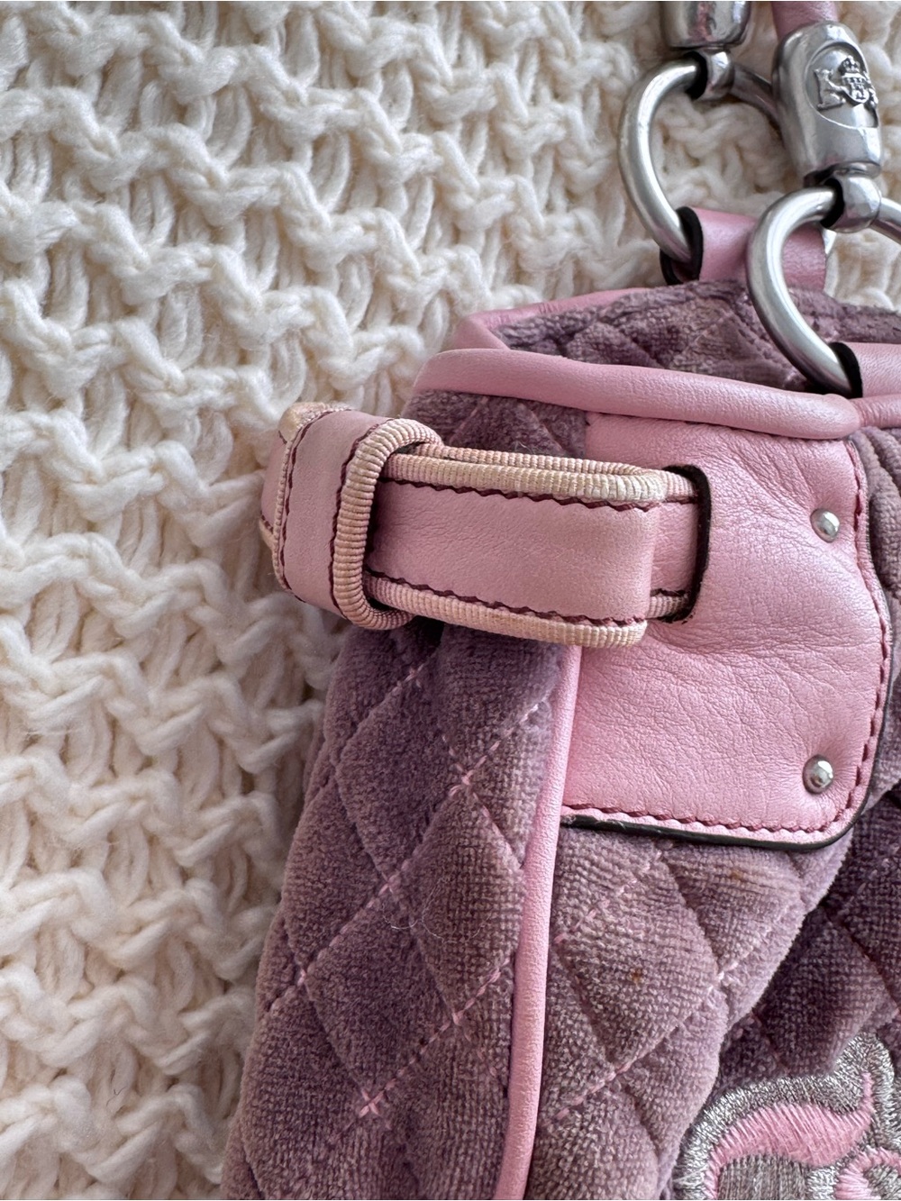 Hard to Find Juicy Couture Quilted Daydreamer Bag with Embroidered Logo - Picture 13 of 14